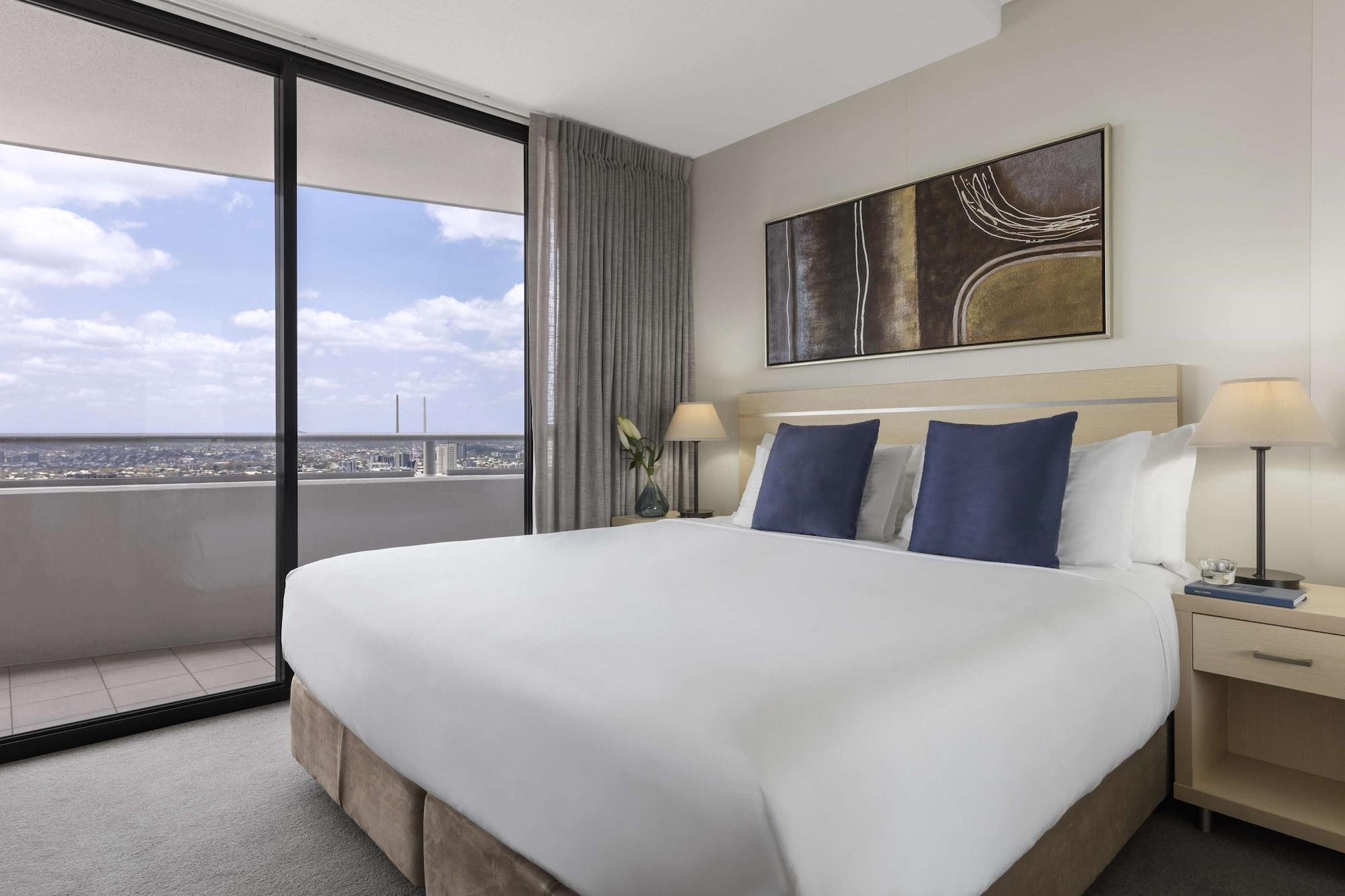 Oaks Brisbane Aurora Suites 外观 照片