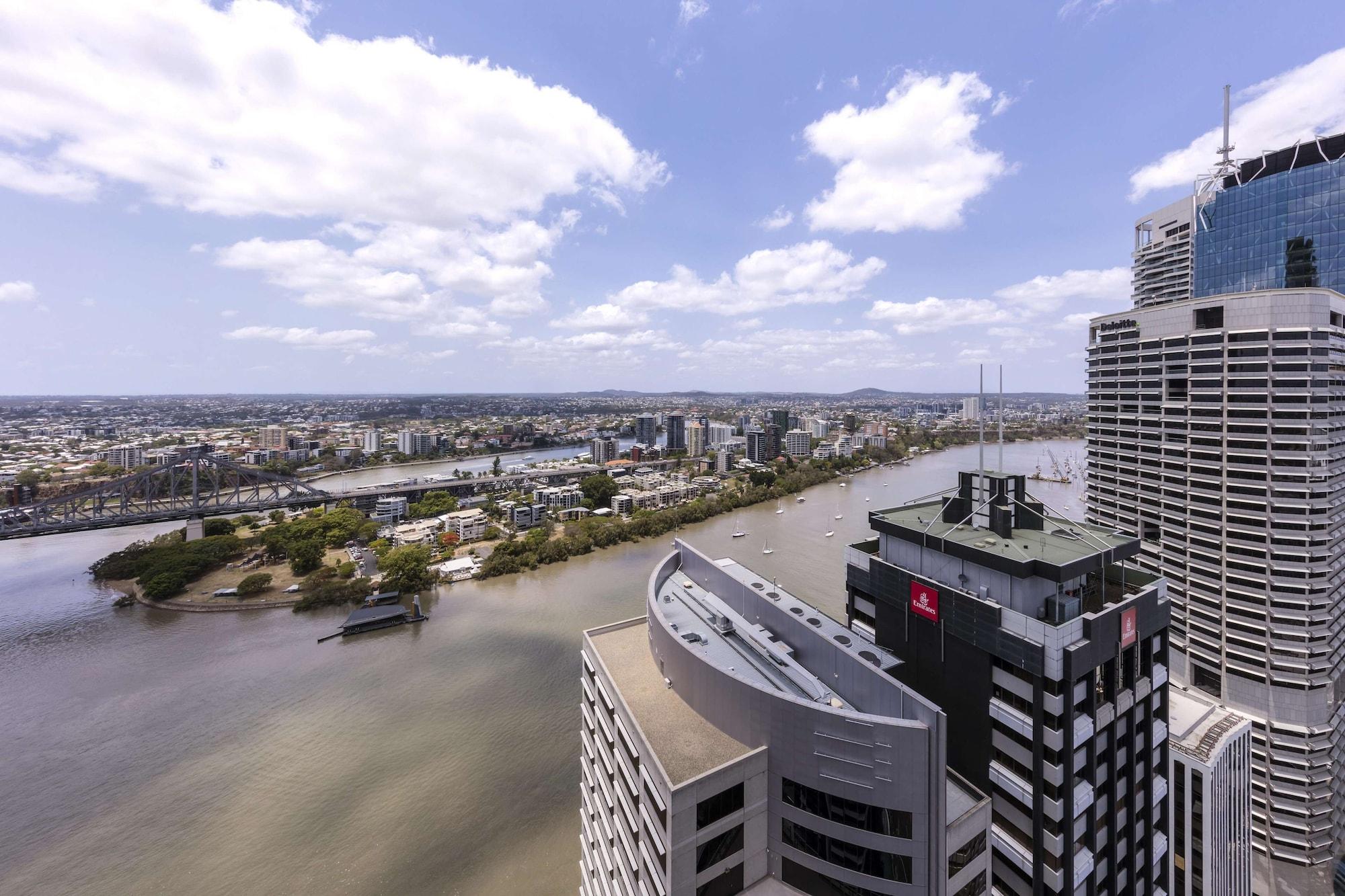 Oaks Brisbane Aurora Suites 外观 照片