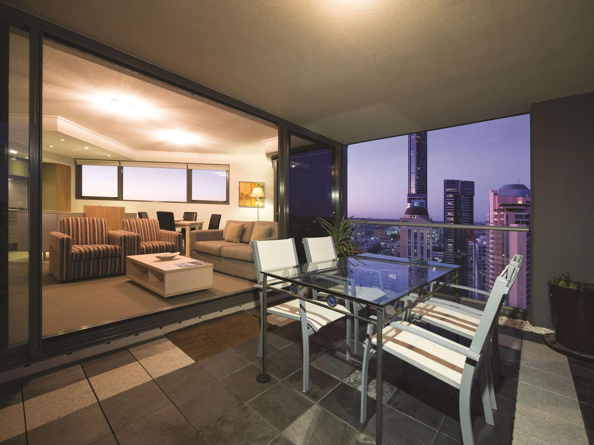 Oaks Brisbane Aurora Suites 外观 照片