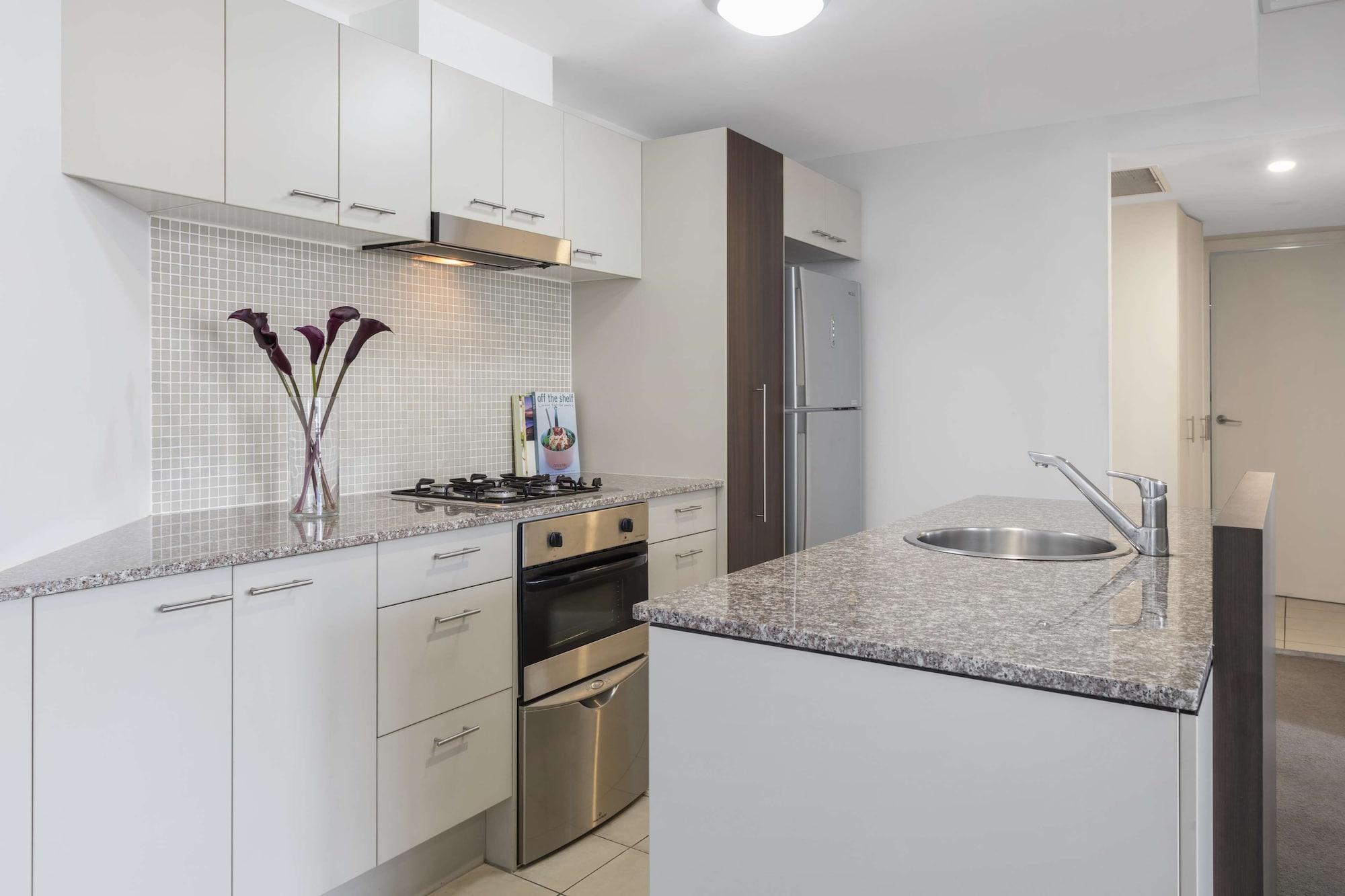 Oaks Brisbane Aurora Suites 外观 照片