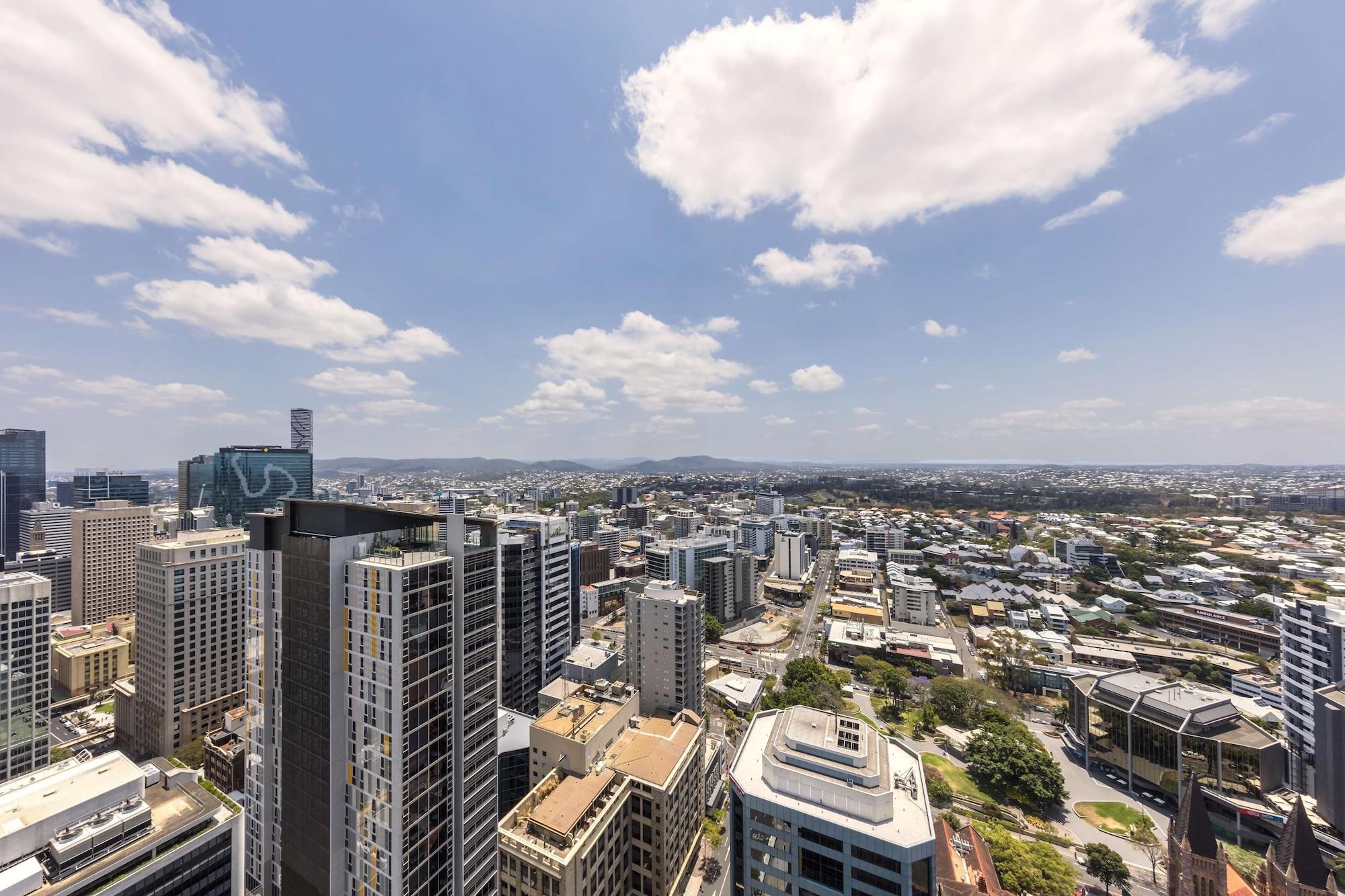 Oaks Brisbane Aurora Suites 外观 照片