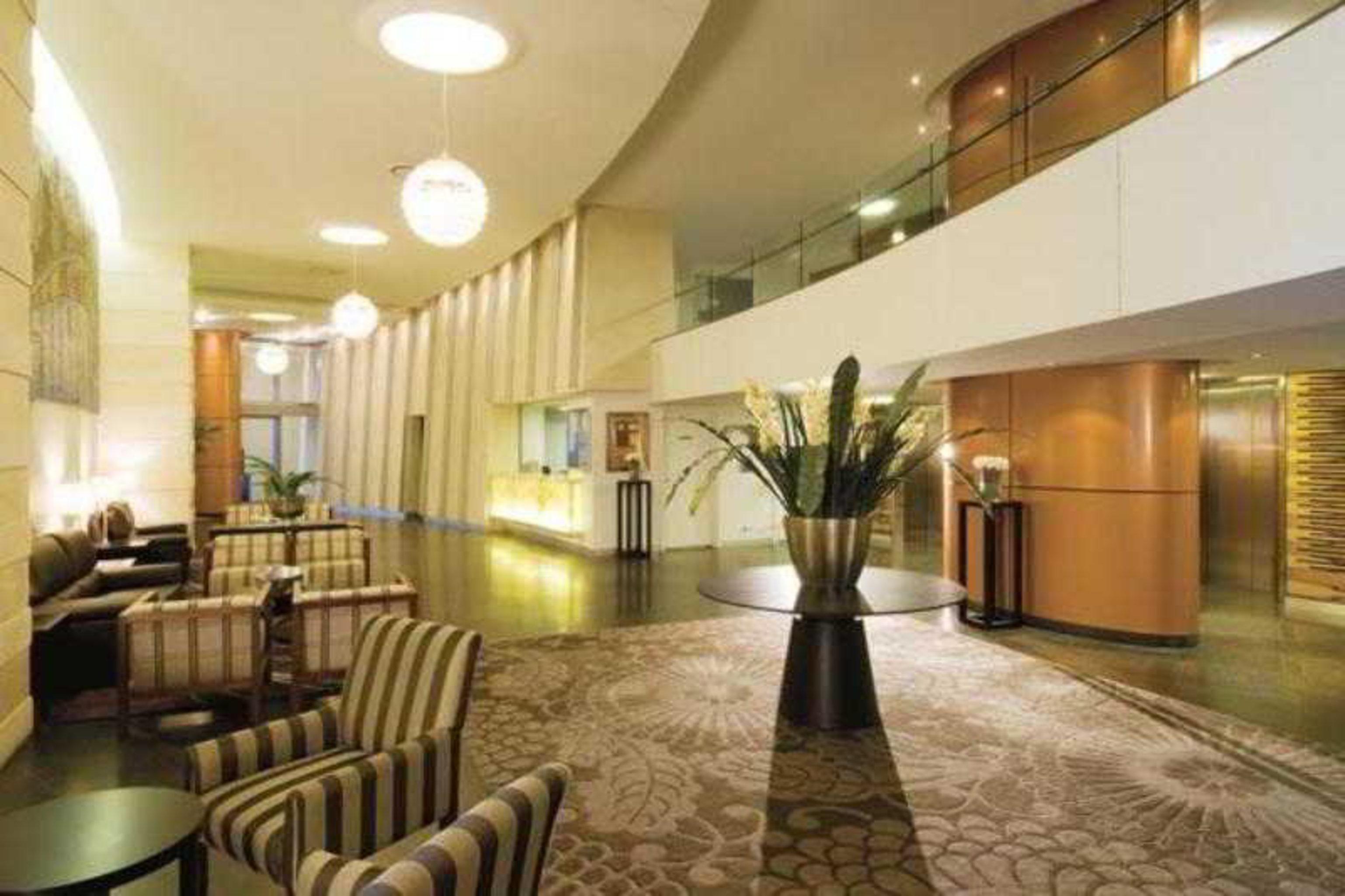 Oaks Brisbane Aurora Suites 外观 照片
