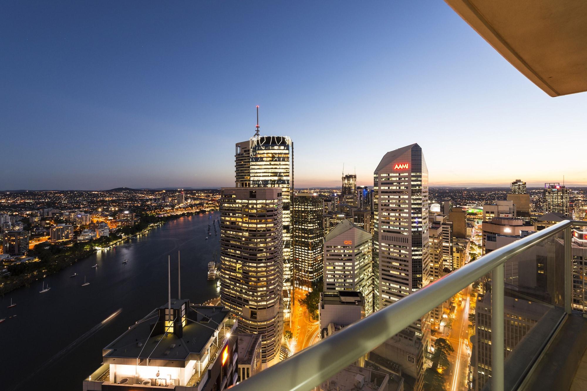 Oaks Brisbane Aurora Suites 外观 照片