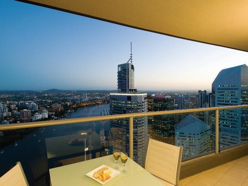 Oaks Brisbane Aurora Suites 外观 照片