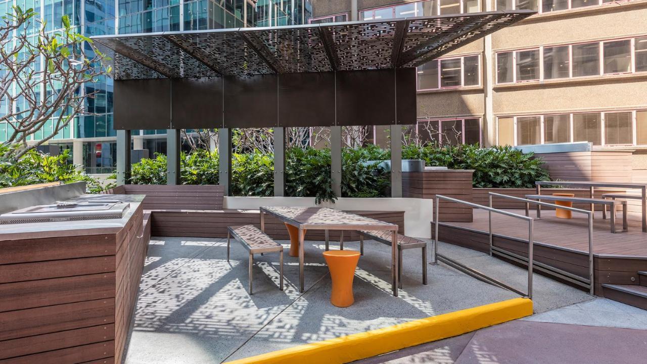 Oaks Brisbane Aurora Suites 外观 照片